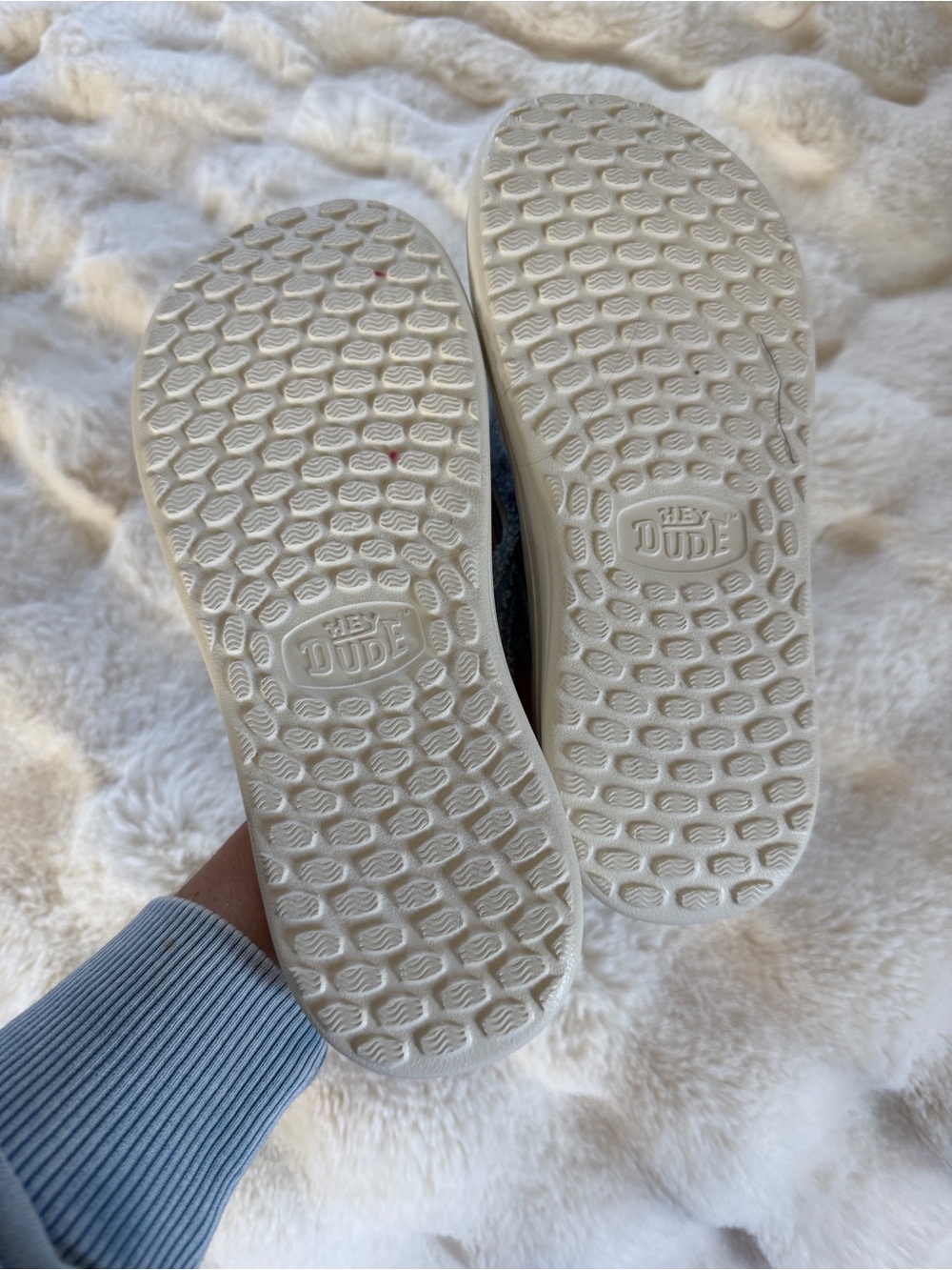 Heydude nwot Denim Blue Kids Flip Flop Sandals size 7 nwob - Picture 4 of 6